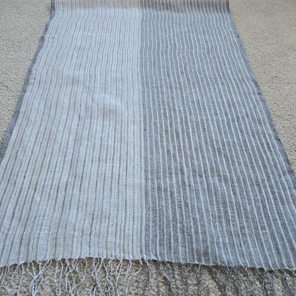 NWOT Linen Scarf Grey & White Stripe - Picture 4 of 12